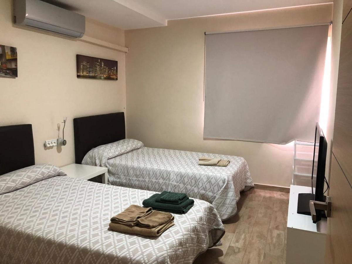 Apartamentos Albeniz Algeciras Luaran gambar